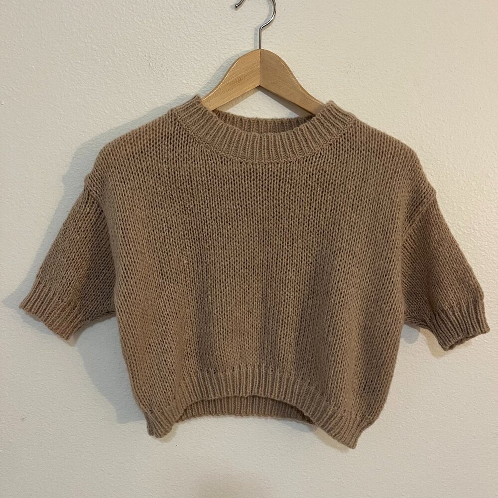 SHEIN, Woman's tan beige short sleeve sweater, size M